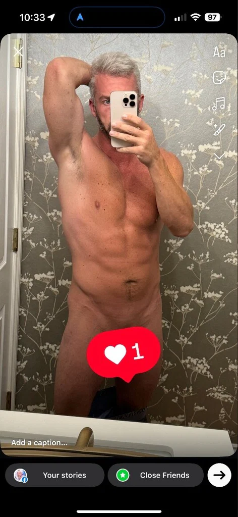 Message me to find out 😜's avatar