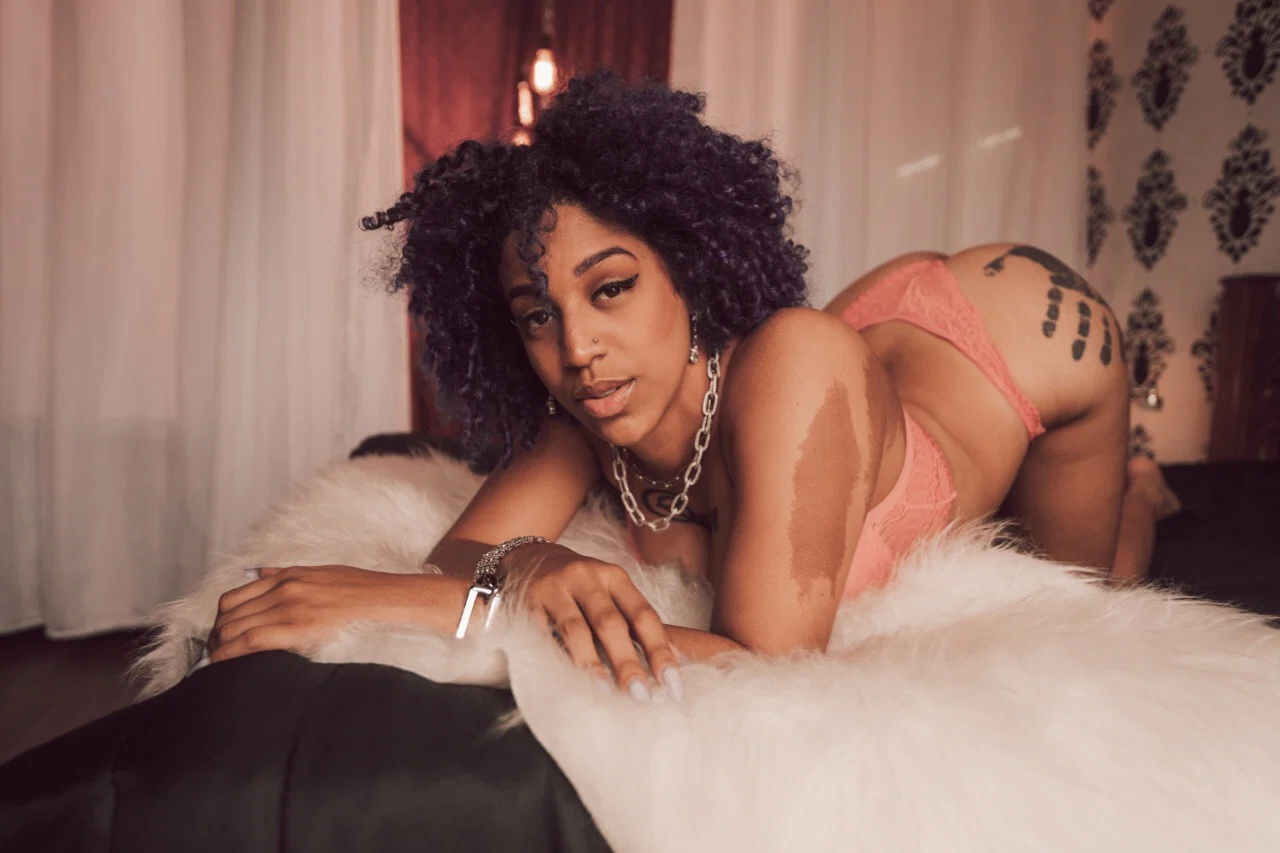 Thamy Queen profile banner