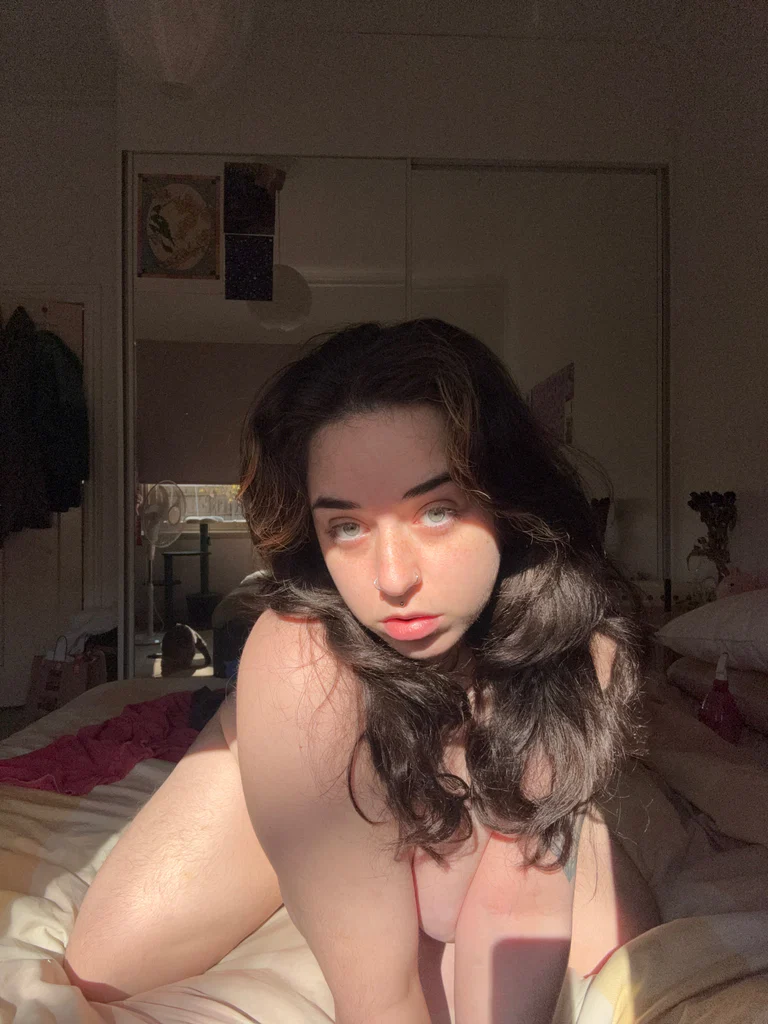 Daisy Love's avatar