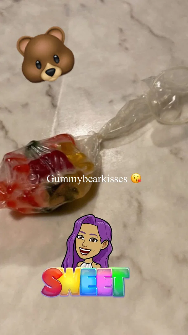 Gummybearkisses0 profile banner