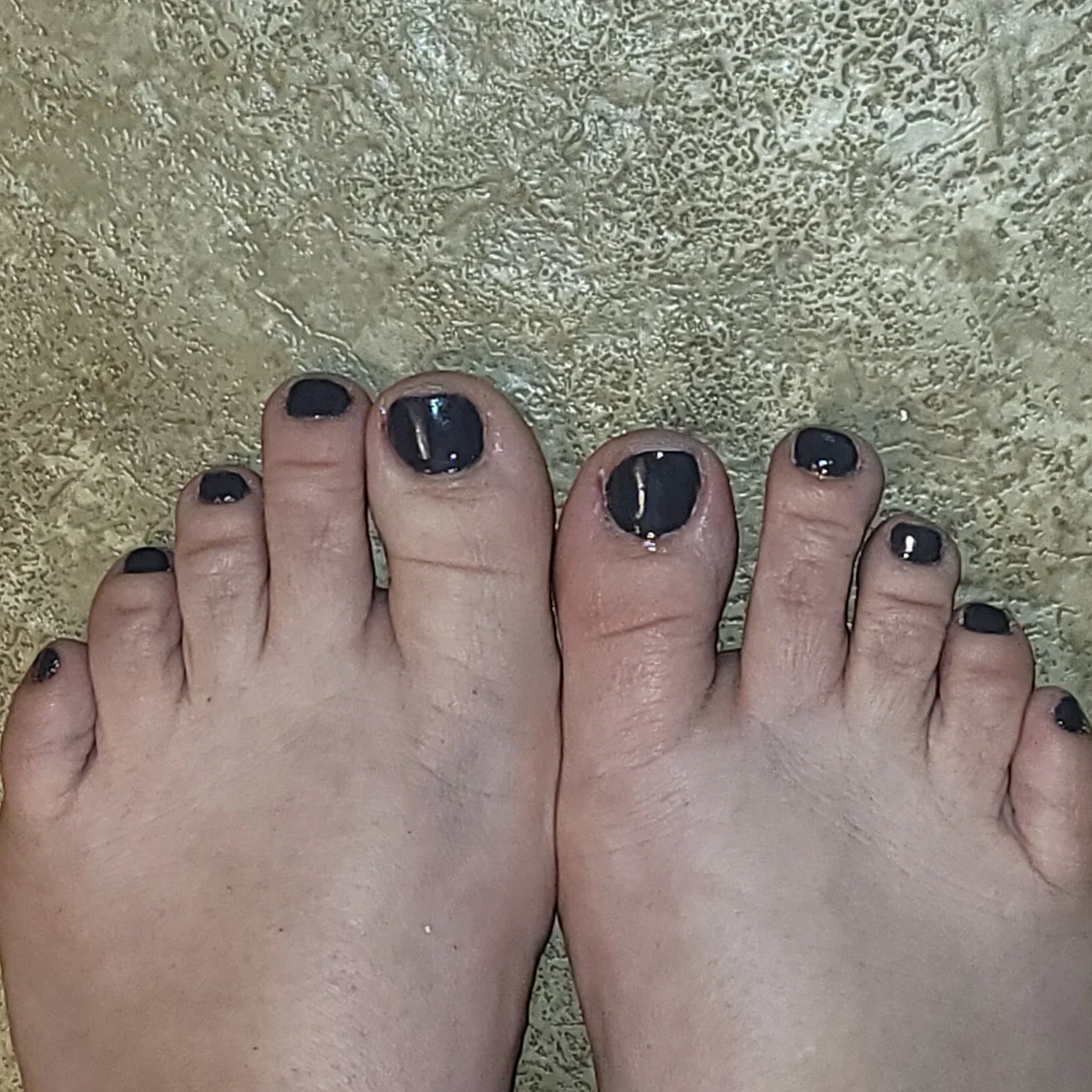 The Barefoot Goddess profile banner