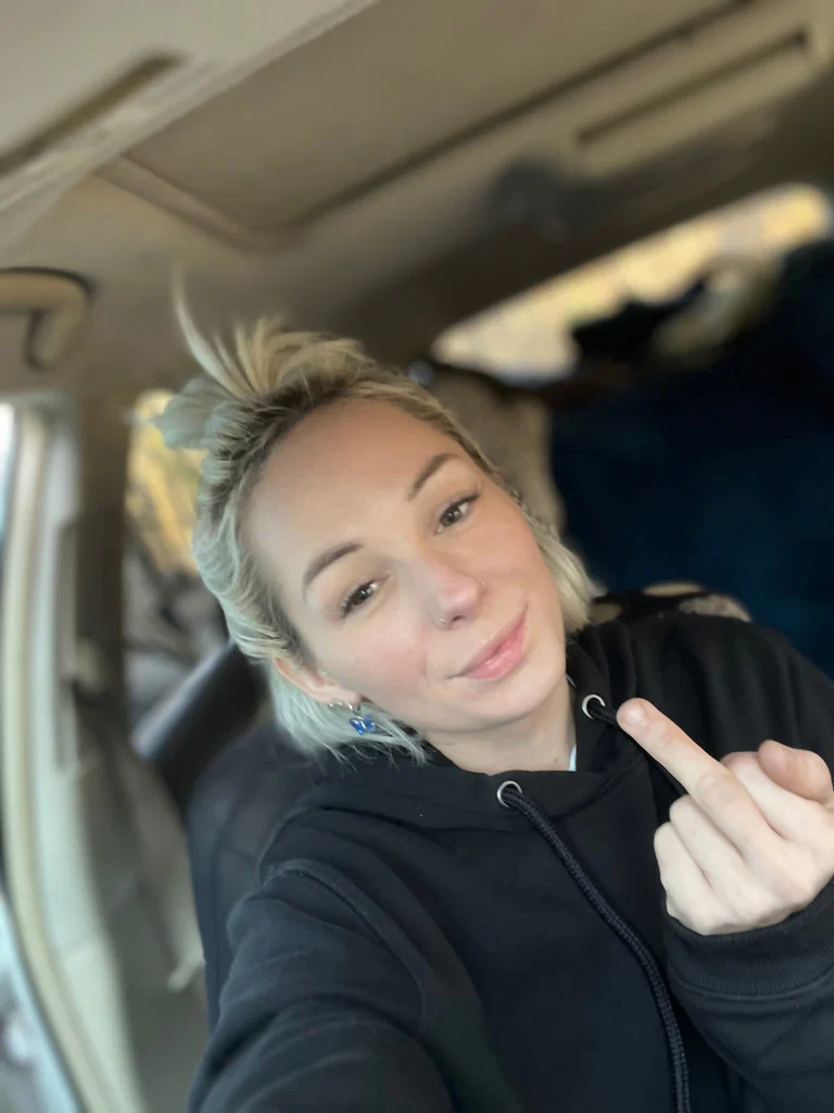 Kitty Kat's avatar