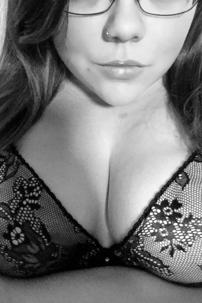 Kinky_curvy_couple's avatar