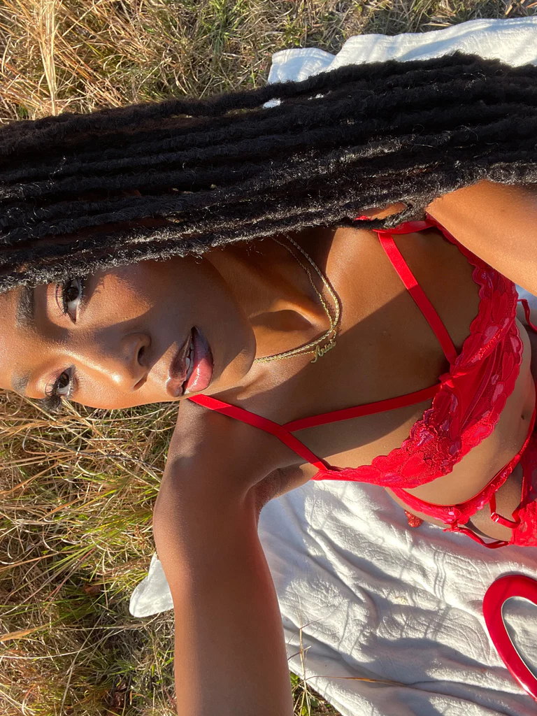🌹 𝕐𝔸𝕐𝔸 🌹's avatar