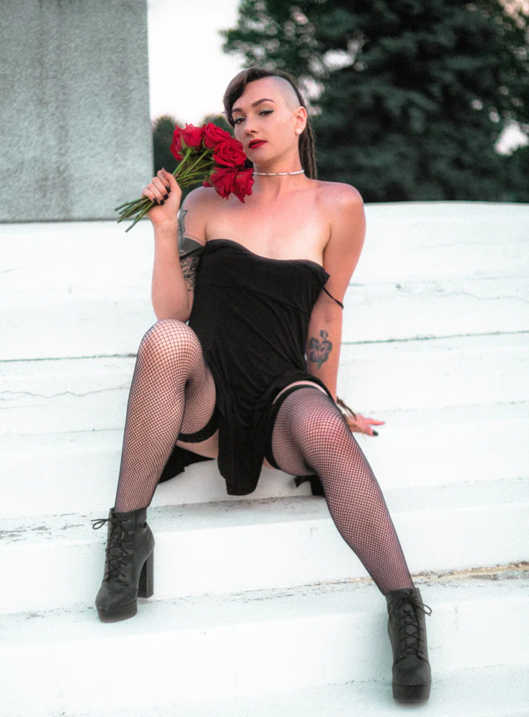 Dezirous Iris's avatar