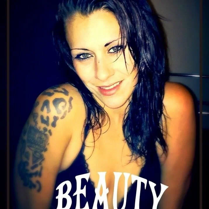 Shellie's avatar