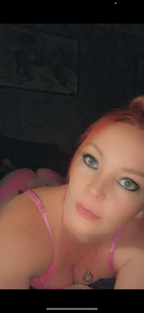 Mona Moore profile banner