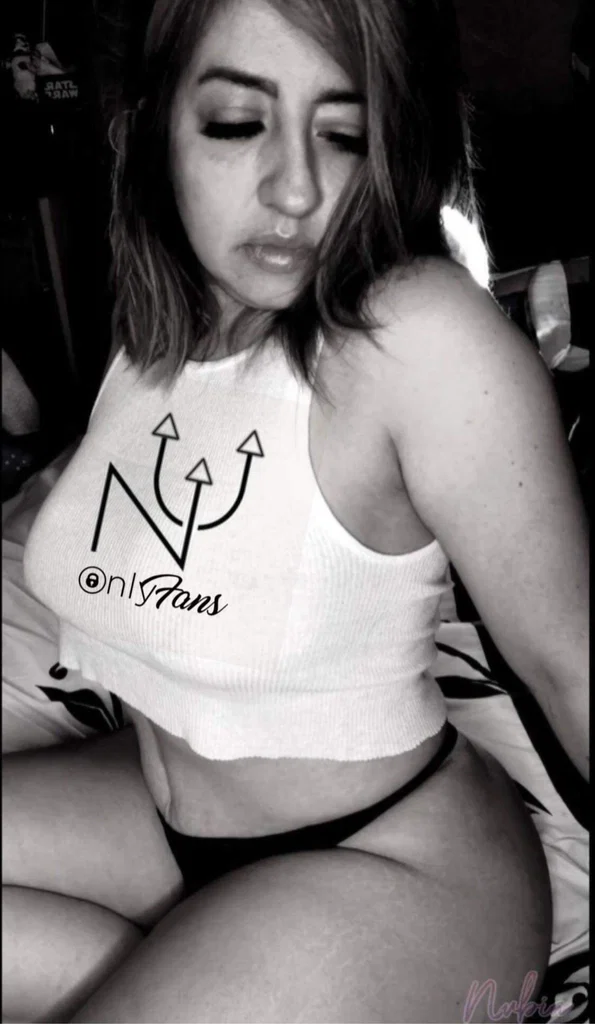 NubiaAdri's avatar