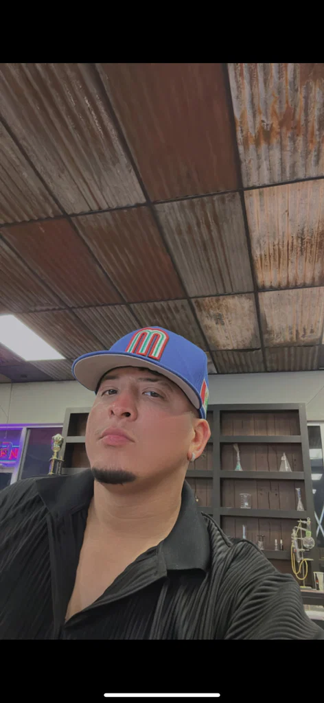 Vasquezll's avatar