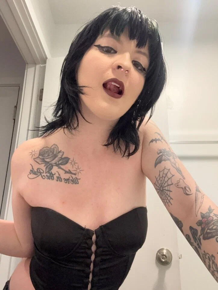 Mila Arnett FP's avatar