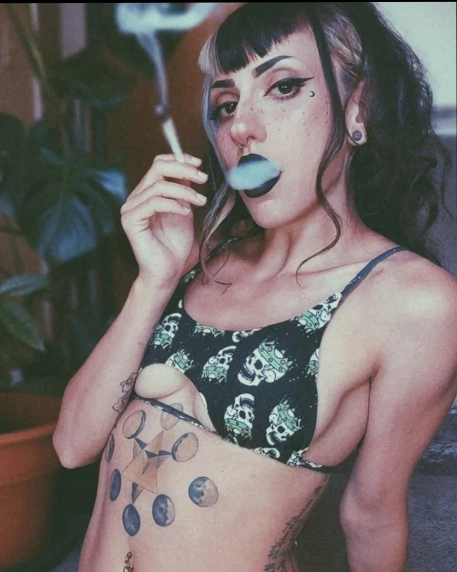 Freyja Moon  🌙's avatar