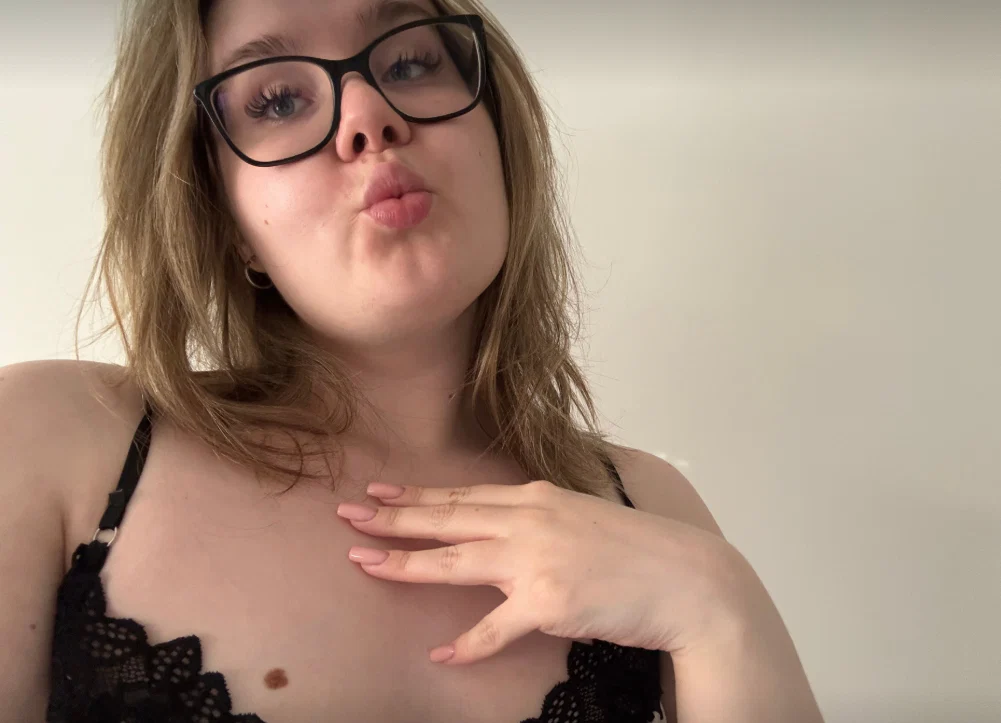 😈 Naughty Chubby Nixie Sin 😈