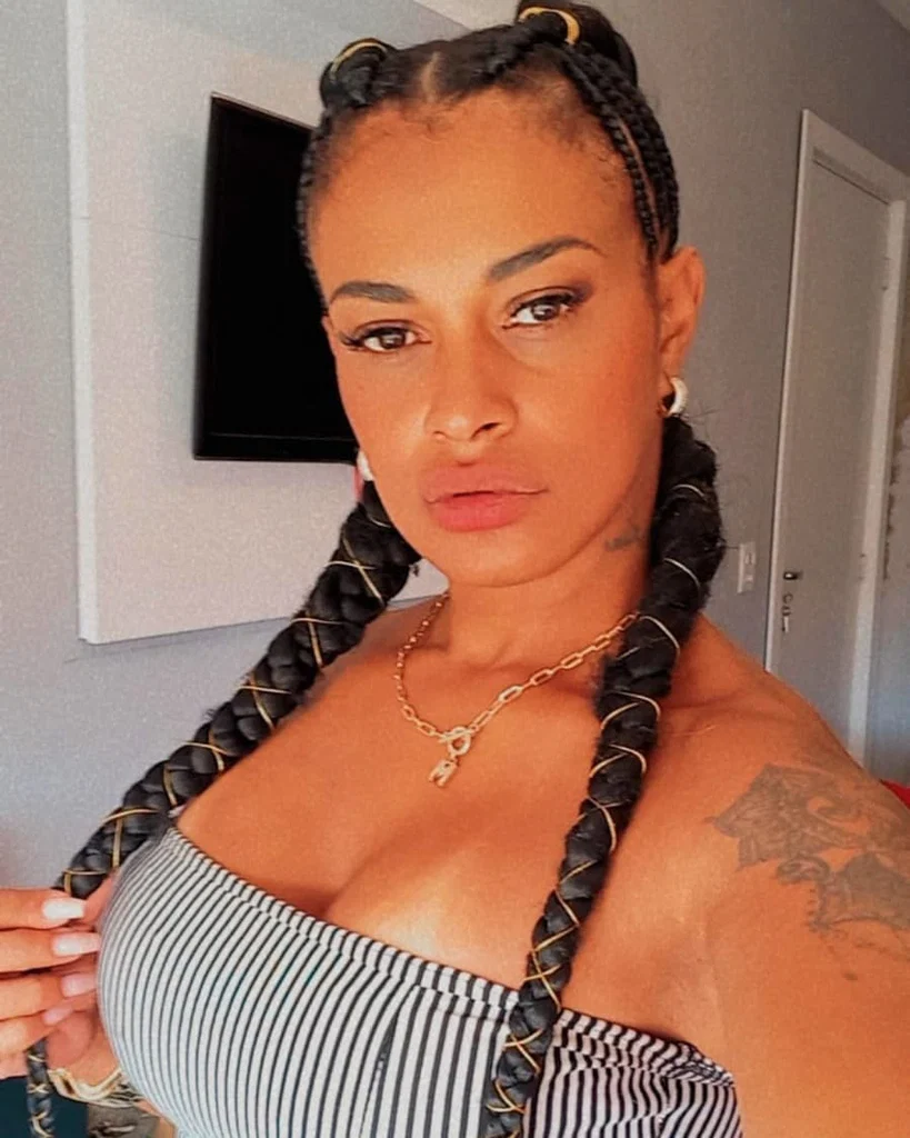 Morena Mattos Free's avatar