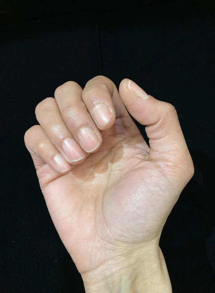 D's Hands
