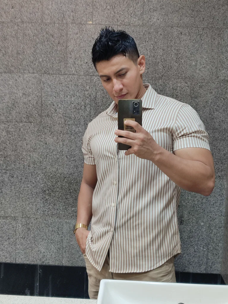 Enrique_Naughty