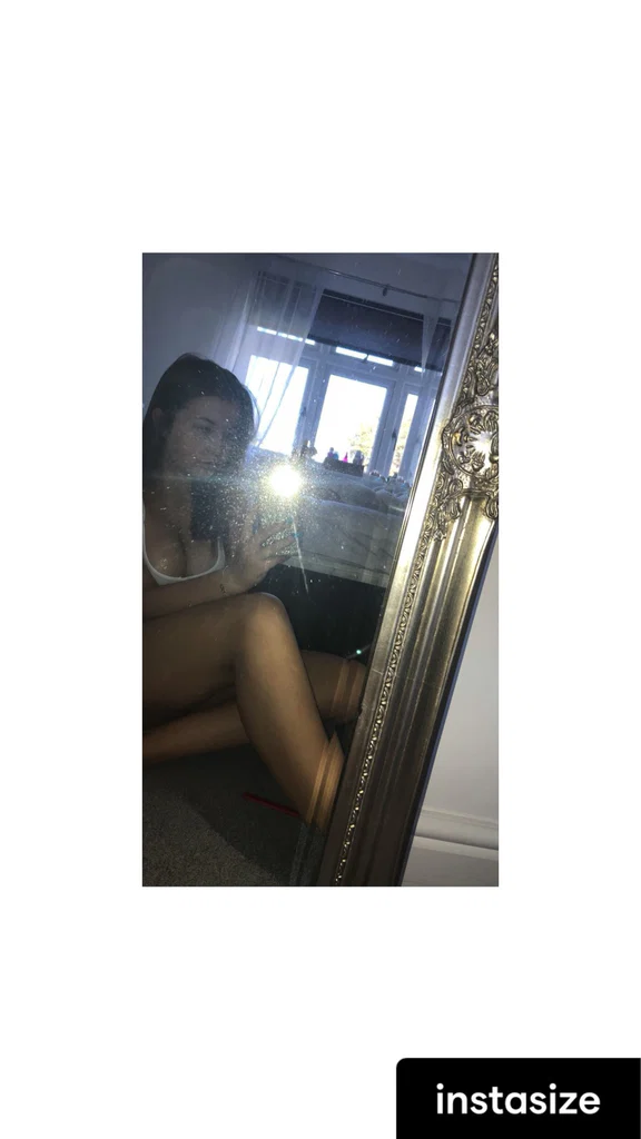 Chloelouise_1's avatar