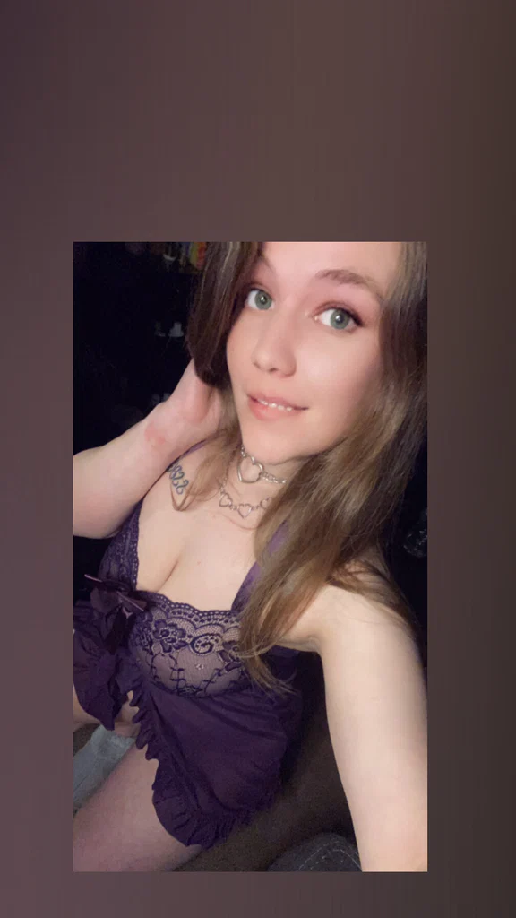 @hollymae3