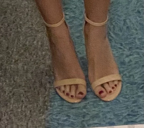 Flirtatious Feet profile banner