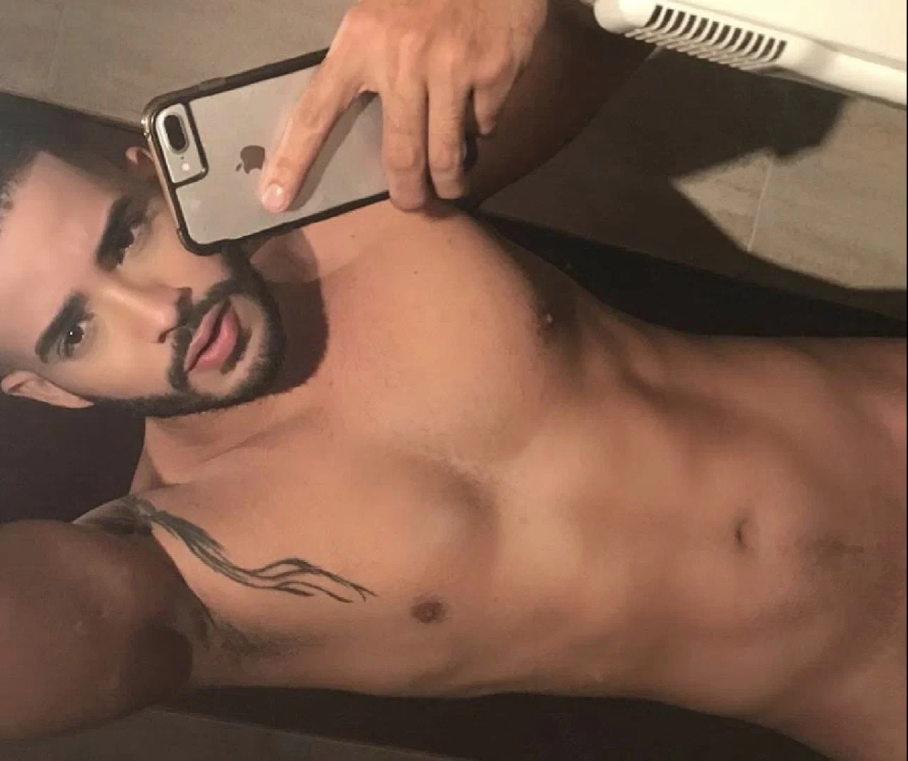 Colombian Guy🥵🥵🥵 profile banner