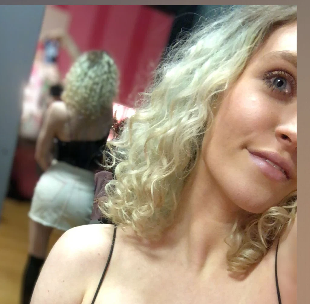 Luna Tickelz's avatar