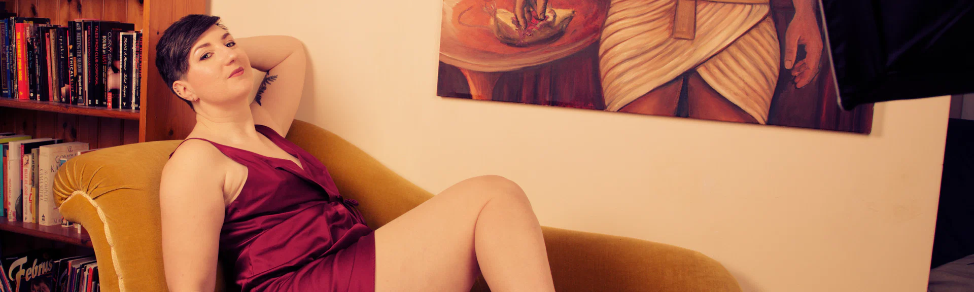 Curvy spanking lover Pandora Blake π profile banner