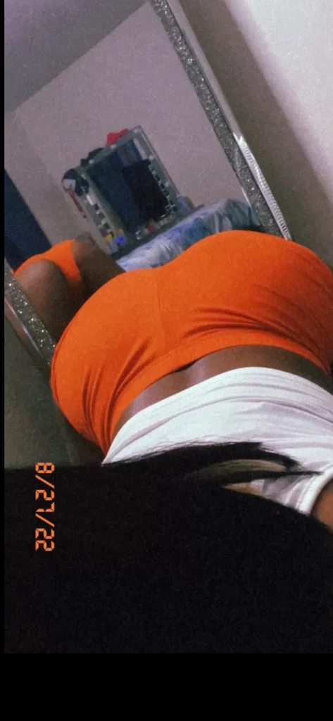 LickOnMe👅