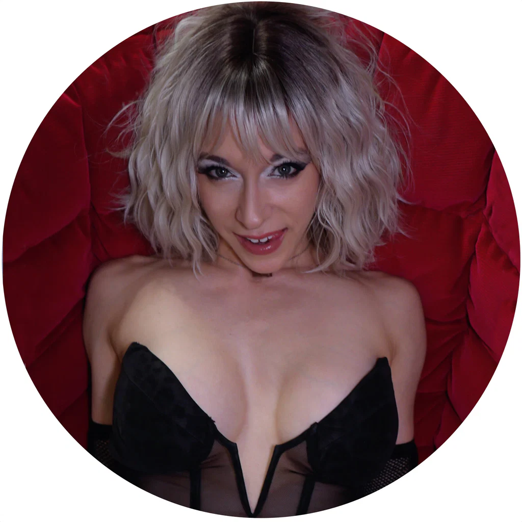 Nikki Pearl - FREE