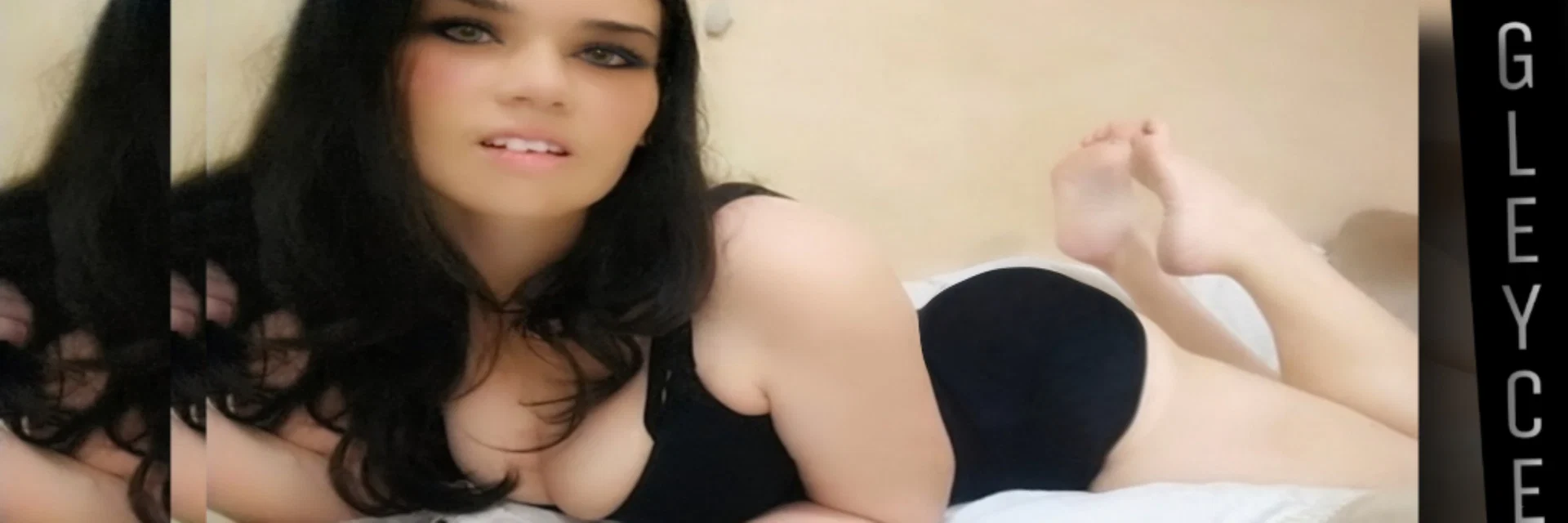Gleyce feet 👣 profile banner