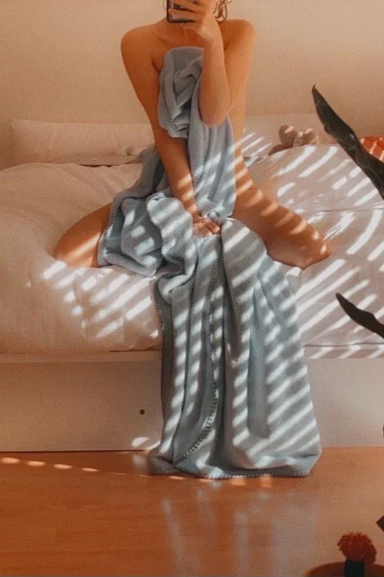 Zoe grey profile banner