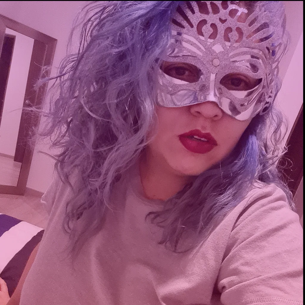 Miss Nerves's avatar