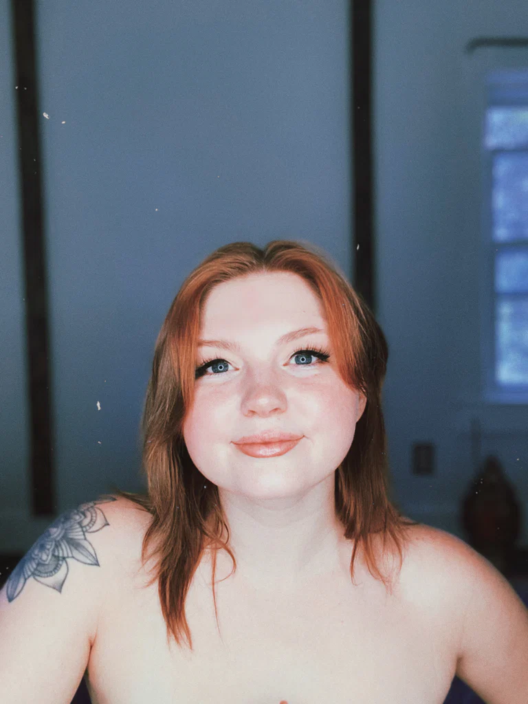 Aly Kay's avatar