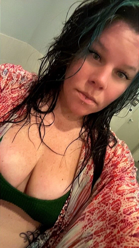 Green eyed cutie
