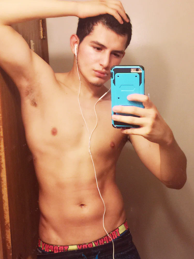 Ryan De La Cruz