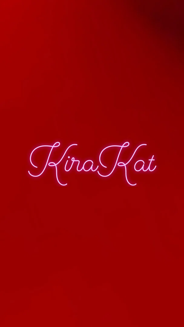 Kira Kat profile banner
