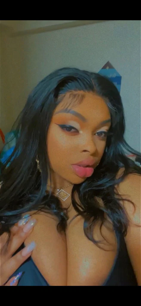 Bubbles 🥵's avatar