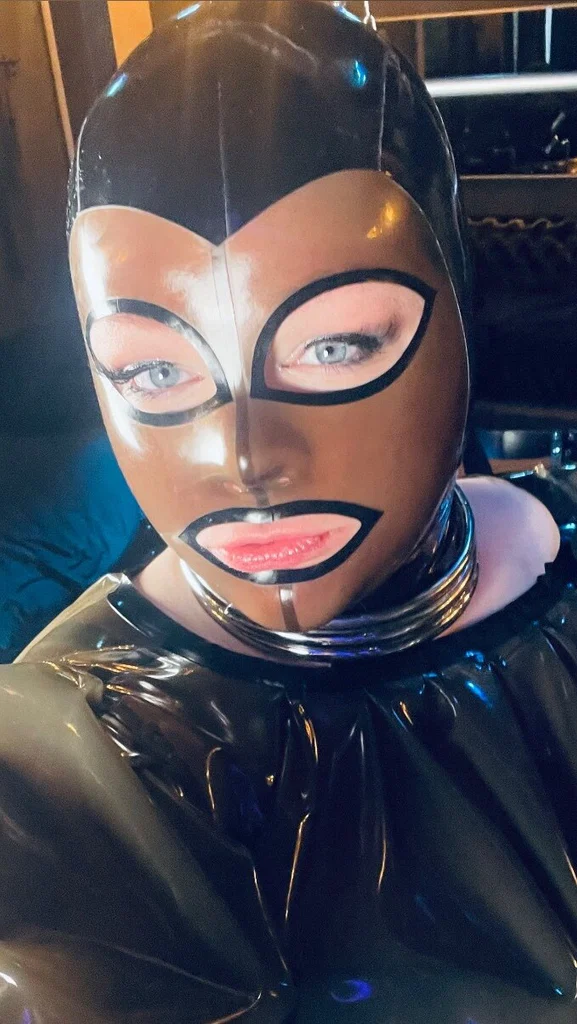 FluffyQueenie's avatar