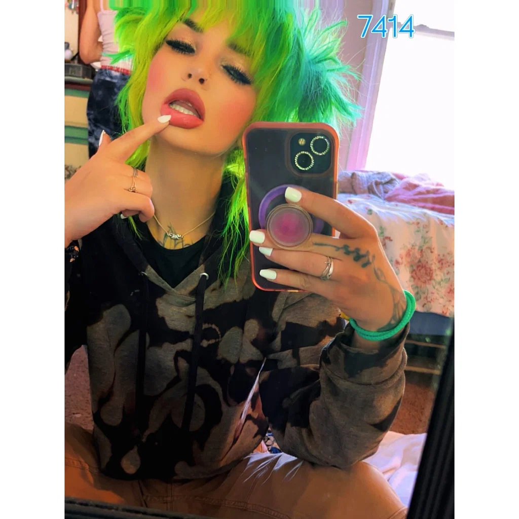 daisy luella lewis🦋🫧