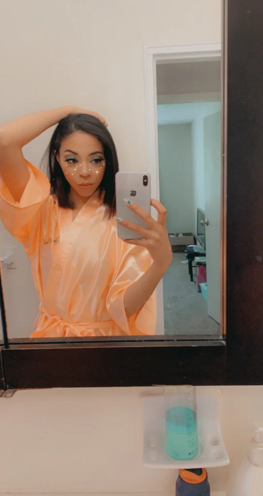 Peaches 🍑's avatar