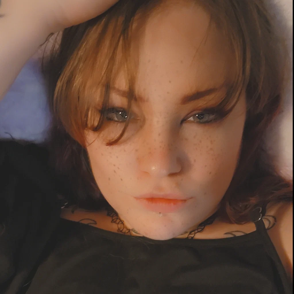 🖤💜🌜Ceno-Bite Me🦇💜🖤's avatar