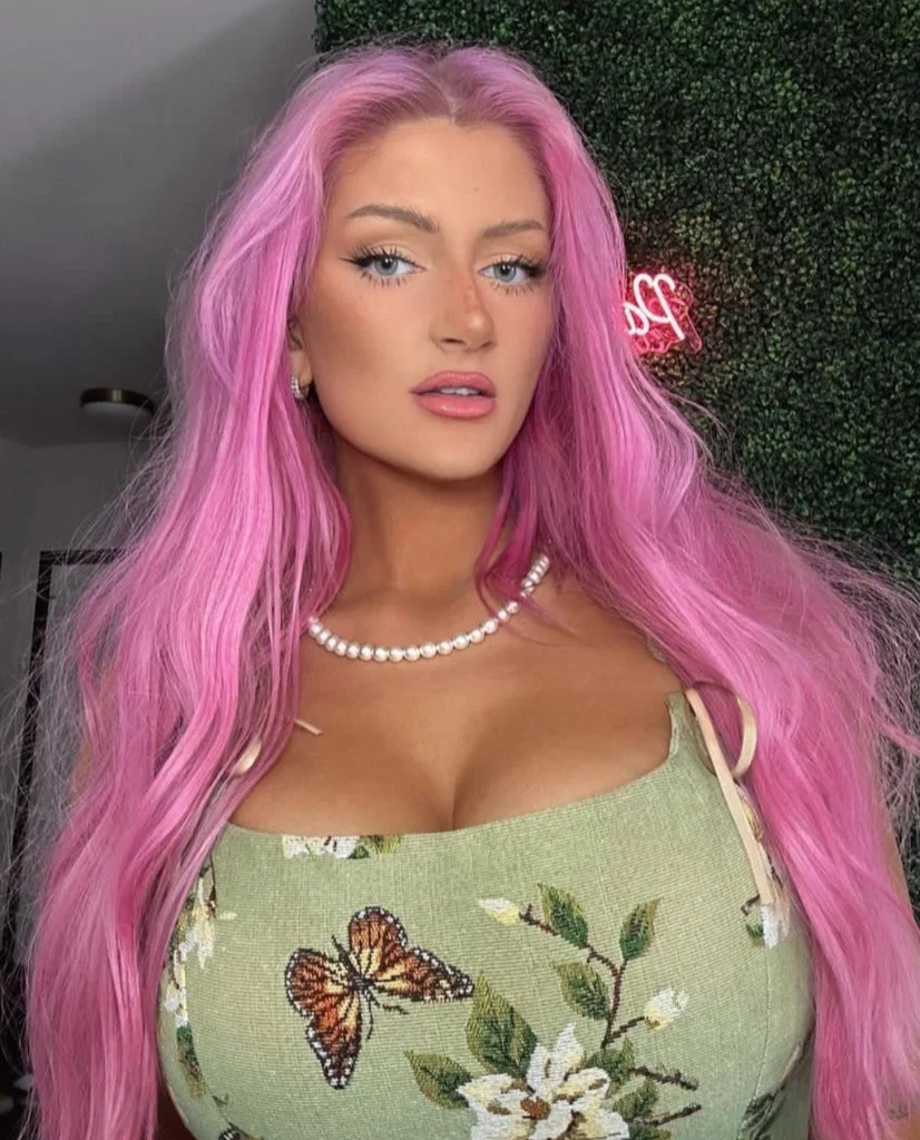 Emmy Bre (Free)'s avatar