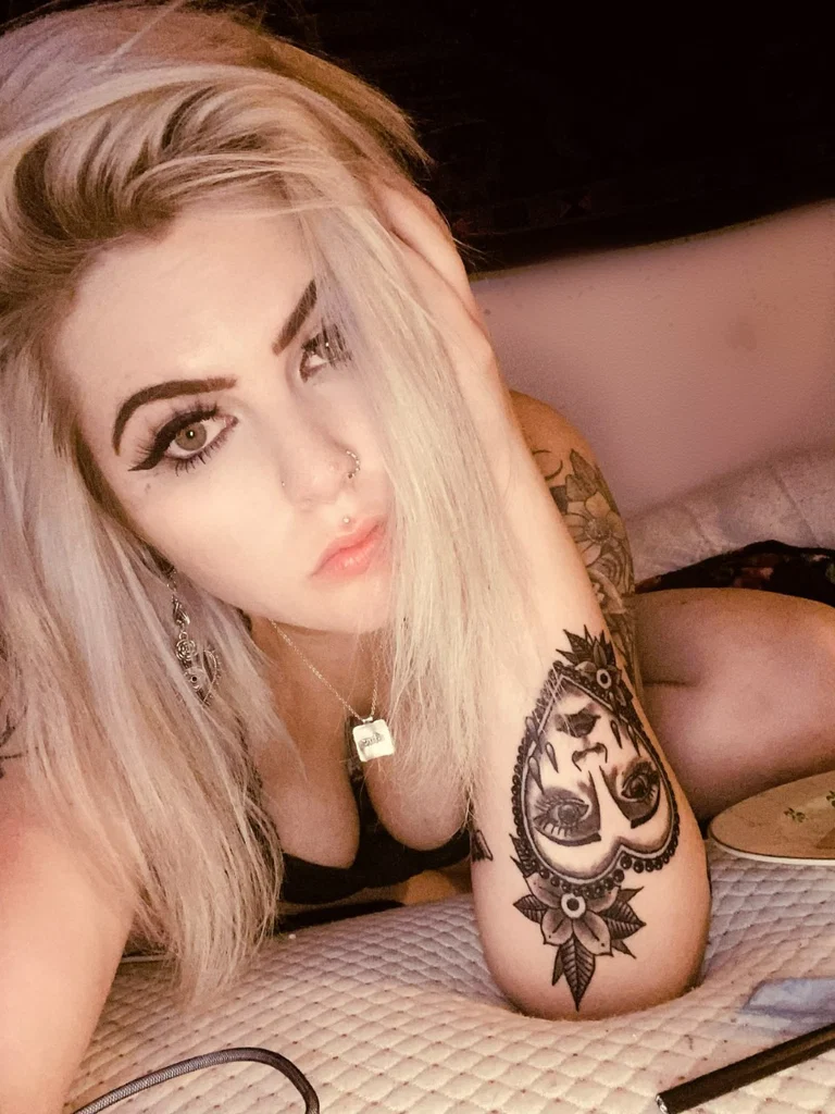 Amy Brat's avatar