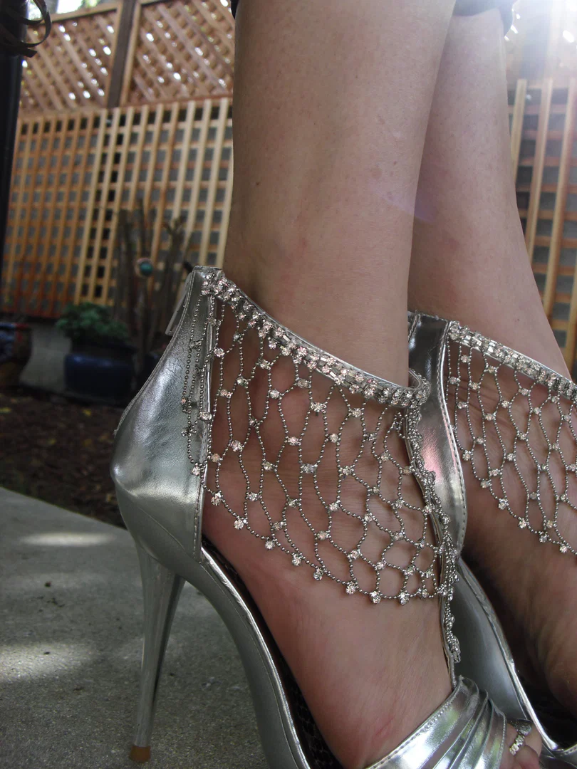 JustUsFeet profile banner