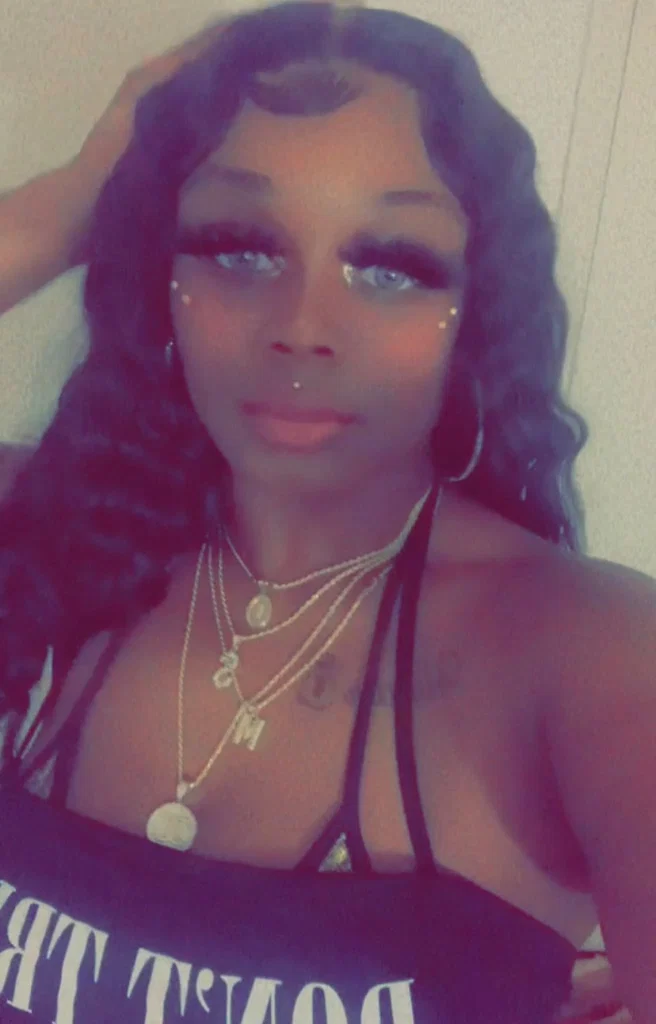 Miamie thebody's avatar