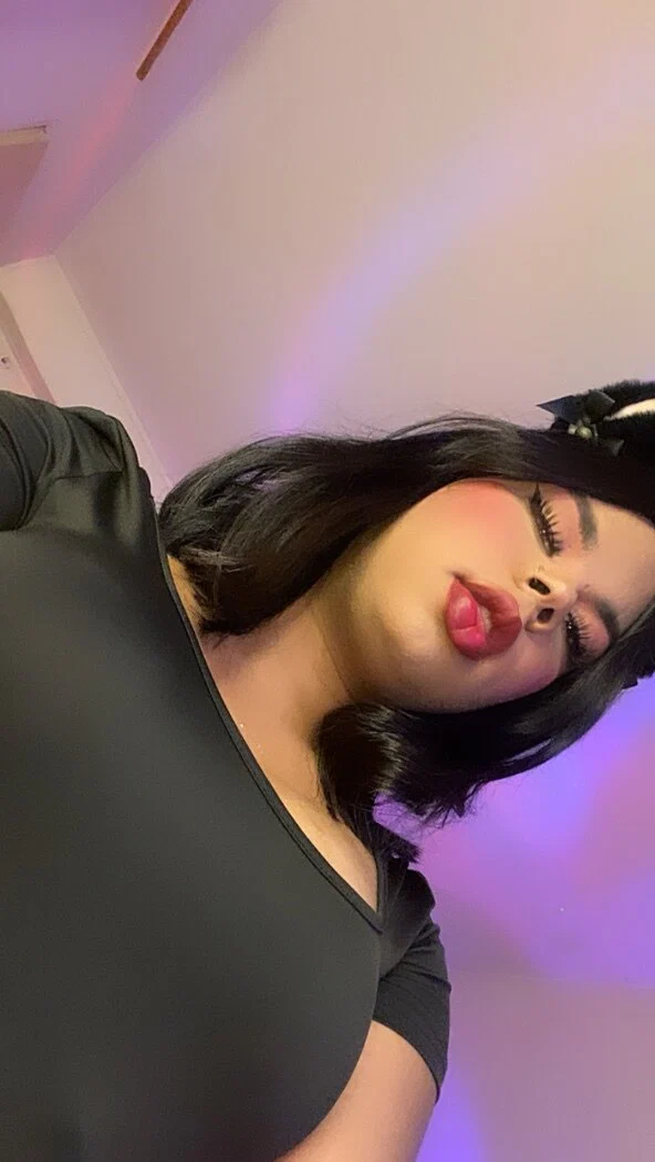 WandaBreheskin💜 profile banner