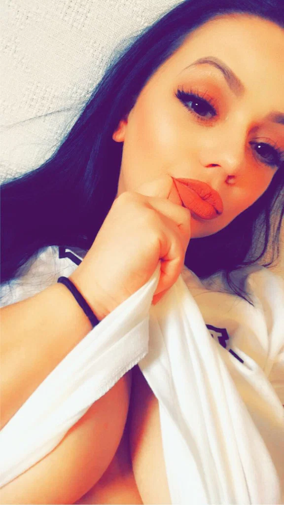Christy's avatar
