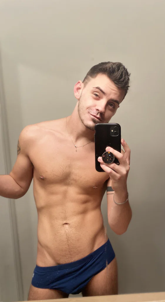 Taylor Fit's avatar