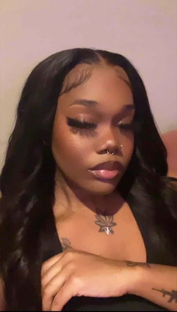 Domme Holly 👅's avatar