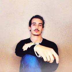 Alessandro Montero's avatar