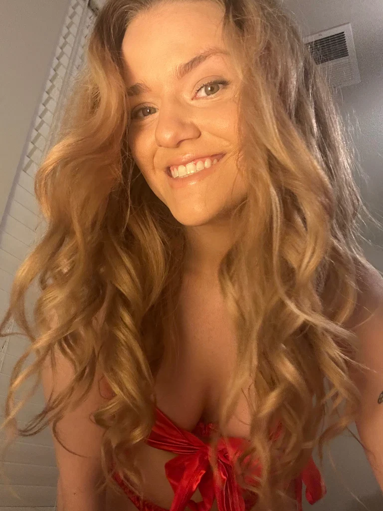francesca baby 🦋's avatar