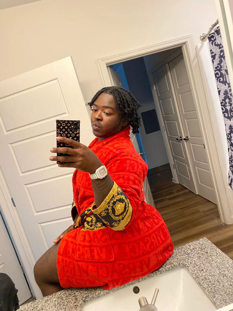 Chocolate Wraith🍑's avatar